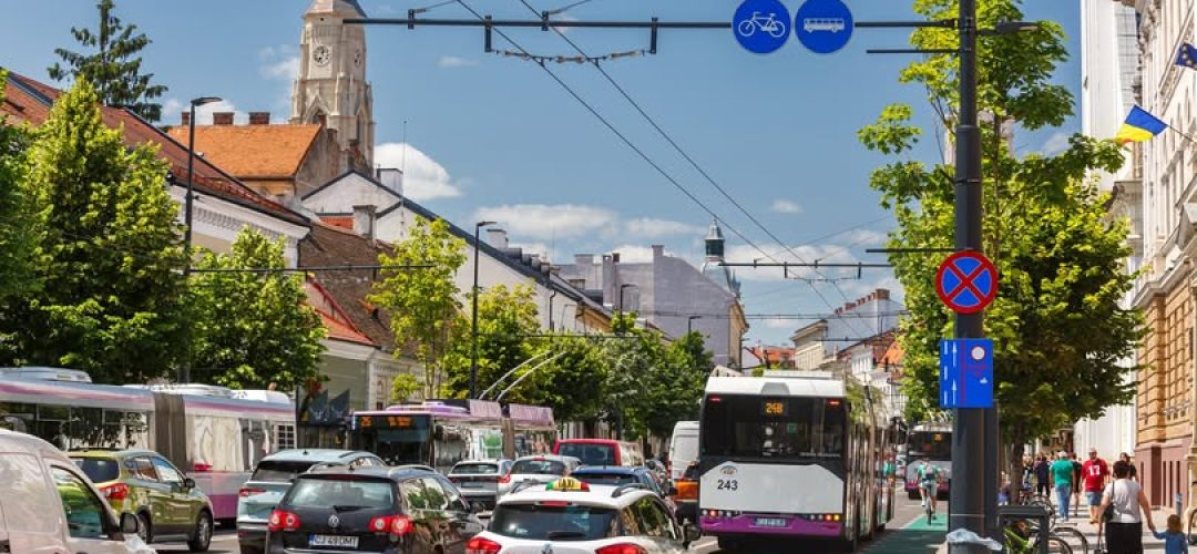 Saună pe roți! Discuții aprinse despre aerul condiționat în mijloacele de transport din Cluj. Răbdarea călătorilor a ajuns la limită