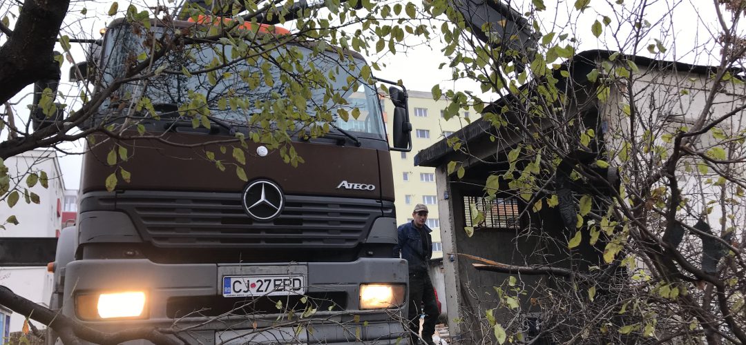 Marea demolare a garajelor. Unde se mută macaraua în 2019