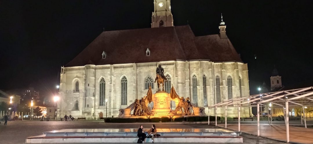 Clujul noaptea: chiar arată frumos 🫶 GALERIE FOTO
