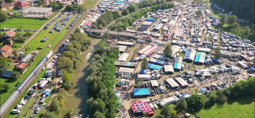 Celebrul târg de la Negreni revine în acest weekend. Este renumit pentru antichitățile deosebite scoase la vânzare. Cum poți ajunge la Negreni dacă n-ai mașină