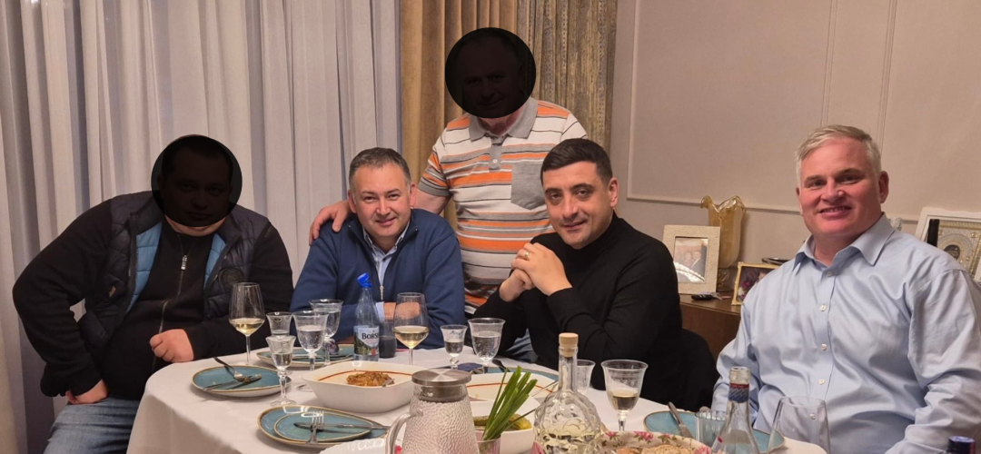 George Simion, la Cluj după înfrângerea din alegeri: cină cu brânză și ceapă în casa unui medic clujean